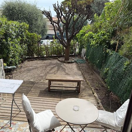 Studio Calme A Deux Pas De La Mer Avec Jardin Et Parking Prive 보로쉬르메르 외부 사진