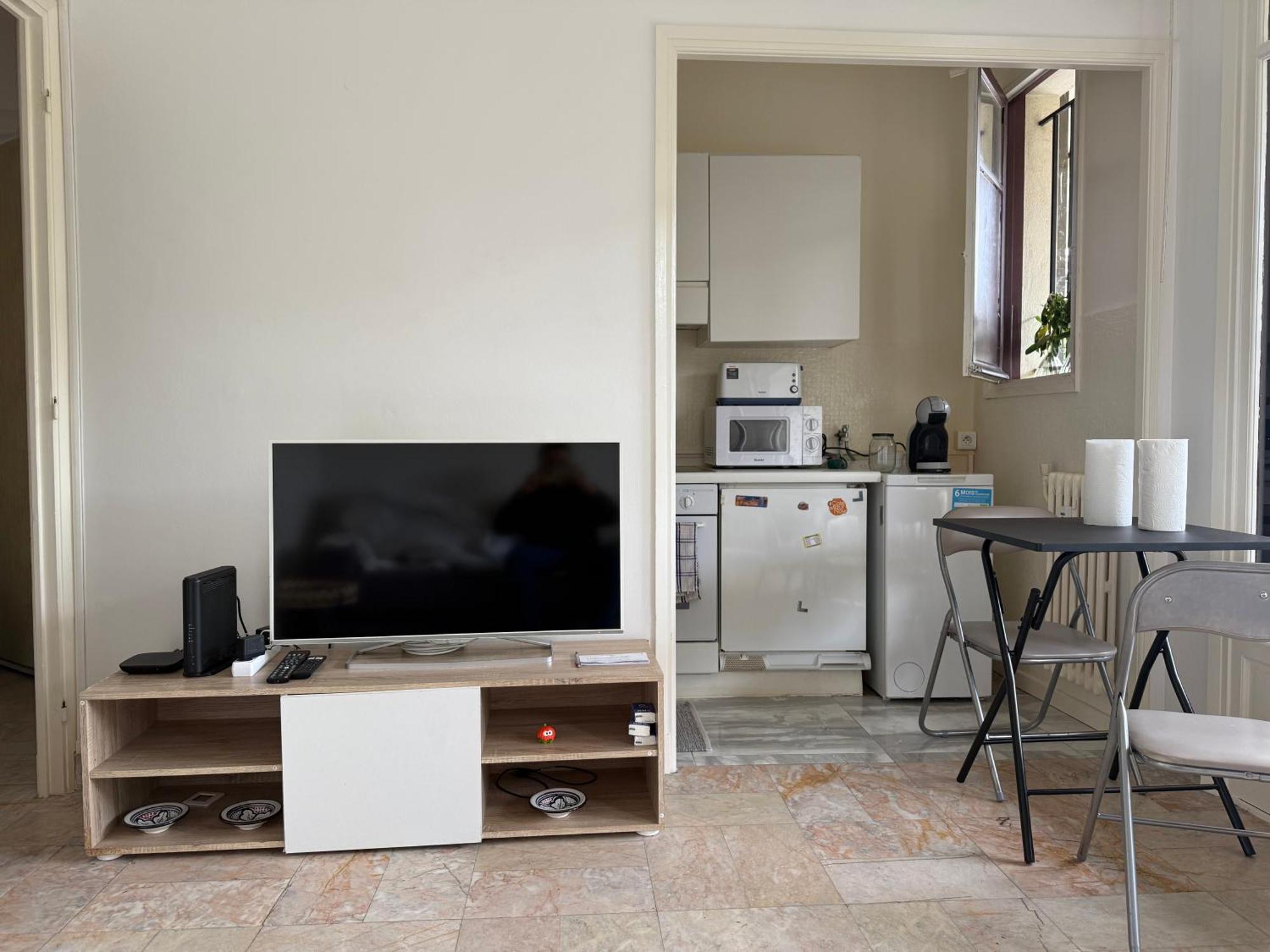 Studio Calme A Deux Pas De La Mer Avec Jardin Et Parking Prive 보로쉬르메르 외부 사진